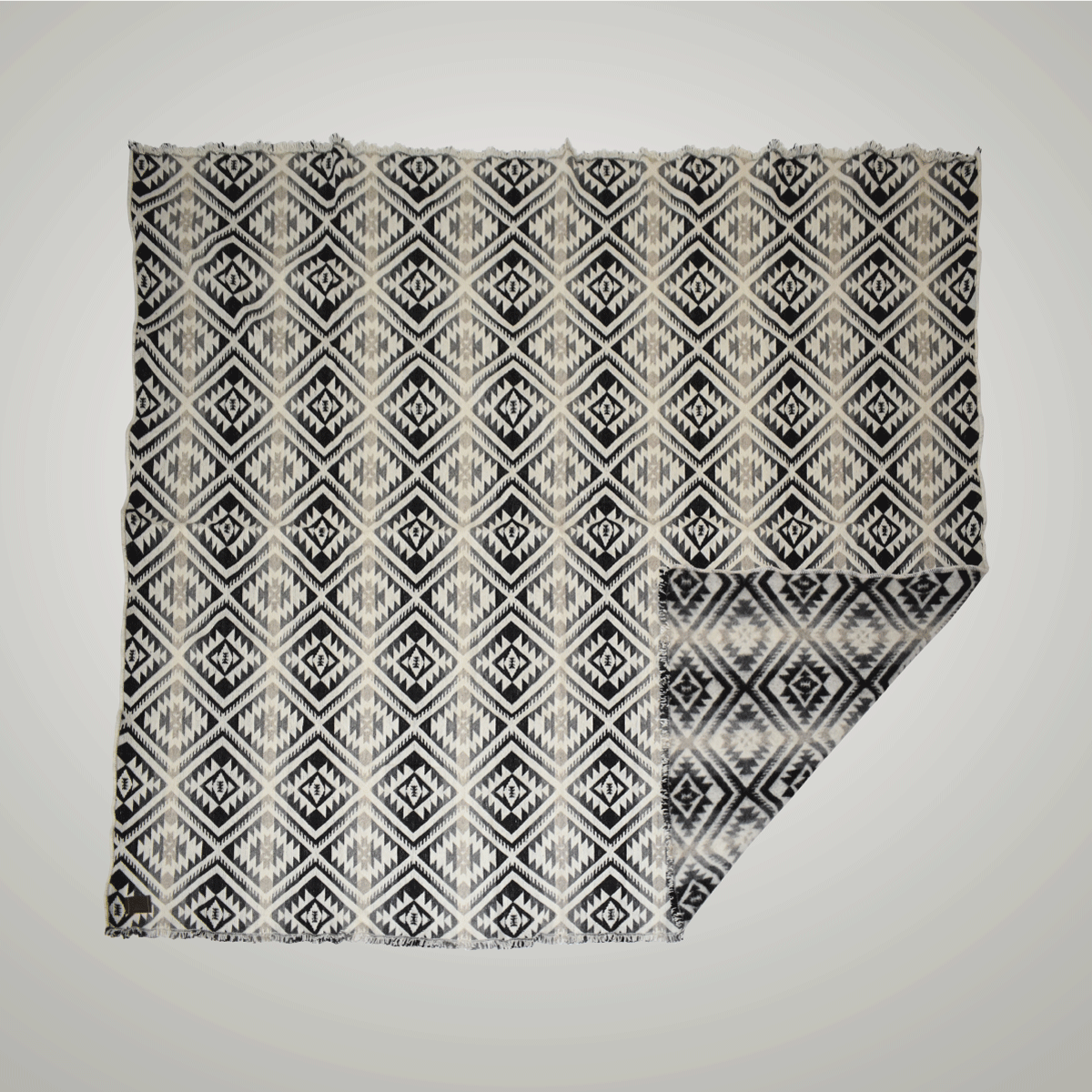 Wool Blankets - Hatsu Black
